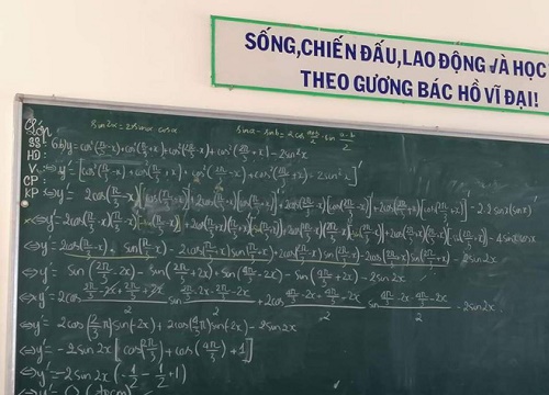 Chiếc bảng khiến học sinh chóng mặt đau đầu tự hỏi: "Đây là tiếng nước gì và tôi đã làm thế nào để tốt nghiệp vậy?"