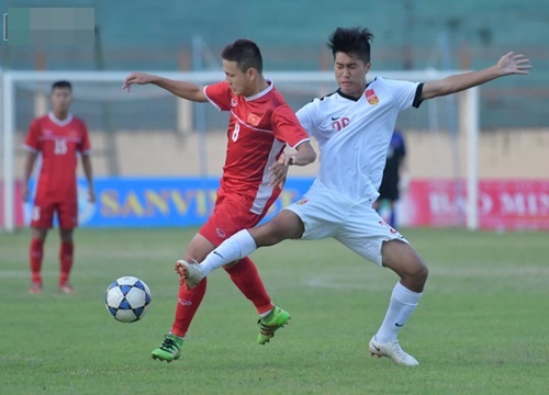 Hai tính cách trái ngược của "Người không phổi" trên U19 Việt Nam