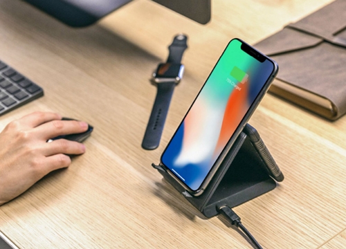 Không AirPower cũng chẳng sao vì đã có đế sạc không dây "ghép hình": sạc iPhone, Apple Watch, Airpods cùng lúc, giá chưa tới 1.4 triệu!