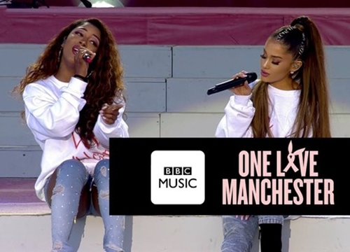 Quay MV 'xả stress' là chính vẫn 'tằng tằng' lên hẳn top1: Chỉ có thể là Ariana Grande!