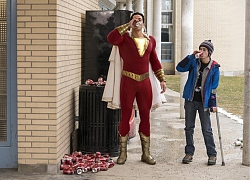 'Shazam!' - khi siêu anh hùng dùng sức mạnh vô đối để mua bia, múa cột