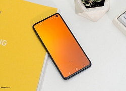 Trên tay Galaxy S10e: Ẩn số thú vị của Samsung