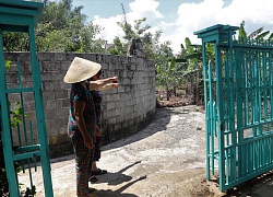 Vụ 'bị hàng xóm rào đường bít lối': TP.Bảo Lộc quyết cưỡng chế, lấy lại đường