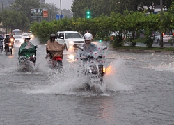 Vùng núi Bắc Bộ có nguy cơ cao xảy ra lốc, sét, mưa đá và gió giật mạnh