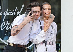 Hana Cross đăng ảnh bạn trai sau 1 tuần cãi vã căng thẳng, nhưng vòng 3 của Brooklyn Beckham lại chiếm spotlight