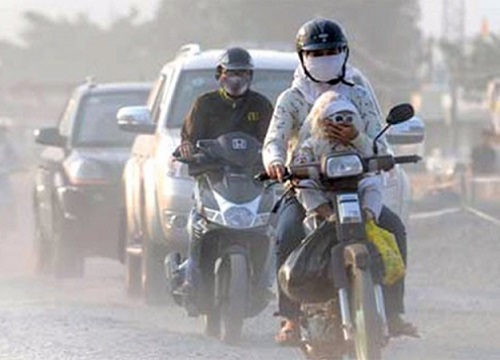 Hà Nội ô nhiễm không khí: Bác sĩ mách loạt bí kíp "ta tự cứu thân ta"