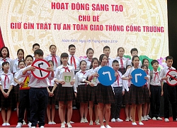 HS trường giữa phố cổ đề xuất 6 giải pháp giúp tránh tắc cổng trường