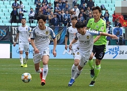 Jeonbuk FC 2-0 Incheon United: Công Phượng đói bóng trong ngày Incheon nhận thất bại thứ 4 liên tiếp