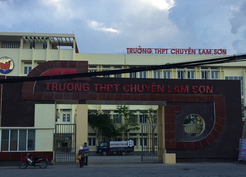 Phạt trường chuyên Lam Sơn vì dạy thêm không phép