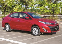 Toyota Vios được giảm giá sâu tại đại lý để kéo khách