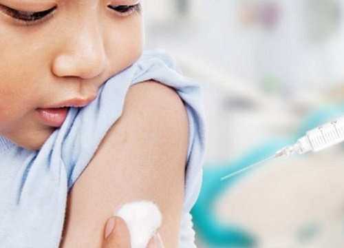 Làm rõ thông tin cháu bé tử vong sau tiêm vaccine viêm não Nhật Bản