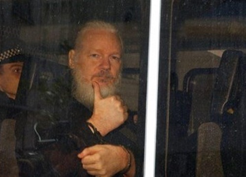 Cộng sự của ông Julian Assange không được phép gặp luật sư