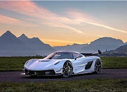 Koenigsegg Jesko đẹp không tì vết lần đầu dạo phố