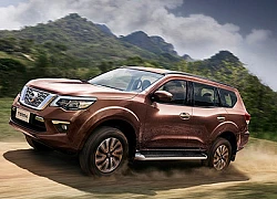 'Quyết đấu' Toyota Fortuner, Nissan Terra giảm giá 60 triệu đồng