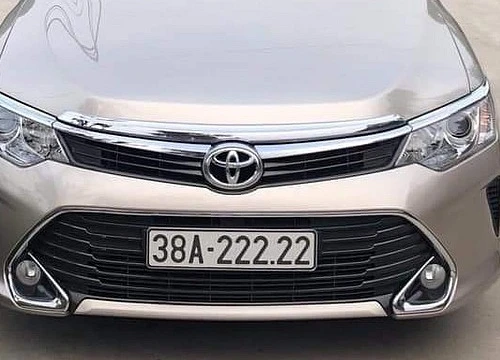 Thêm 'bàn tay vàng trong làng bốc biển', chủ nhân mua Toyota Camry cũ bấm được biển số ngũ quý 2