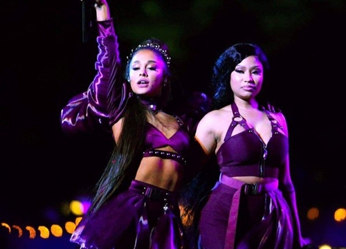 Fan nhận định màn cãi lộn căng nhất đại nhạc hội Coachella chắc chắn thuộc về Nicki Minaj và Ariana Grande