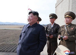 Kim Jong Un đột xuất thị sát diễn tập bay