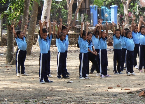 NÓNG : Điều tra nghi án thầy giáo xâm hại nhiều nữ sinh lớp 1