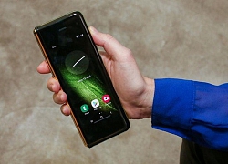 Trải nghiệm Galaxy Fold: Có nếp gấp màn hình nhưng không gây khó chịu