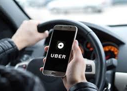 Uber ra tính năng cho phép nữ tài xế chọn khách hàng là nữ tại Arab Saudi