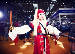 Anime chính trị nhưng cosplay dễ thương hết nấc