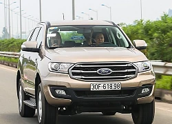 Ford Everest Ambiente - lựa chọn mới cho xe chuyên chở khách du lịch