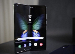 Màn hình của Samsung Galaxy Fold được chứng nhận an toàn cho mắt