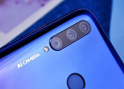 Smartphone 3 camera sau, RAM 6 GB, giá 5,52 triệu