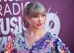 Suốt 13 năm qua, Taylor Swift thay đổi ra sao trên từng chặng đường âm nhạc của mình?