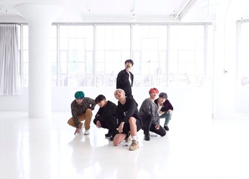 Đã có phiên bản dance practice của 'Boy With Luv': BTS đáng yêu khỏi bàn cãi!