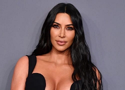 Kim Kardashian chỉ trích nạn chạy trường, tự hào học đại học ở tuổi 39