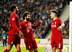 Liverpool thắng hú vía đội bóng "cầm đèn đỏ", đòi lại ngôi đầu Ngoại hạng Anh từ tay Man City