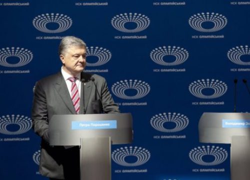 Nóng : Thất bại sau bầu cử, Poroshenko buồn và cảnh báo Maydan mới