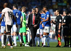 Thảm bại trước Everton, Solskjaer xoa dịu được CĐV M.U nhờ hành động này