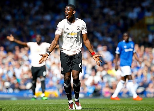 Thua thảm Everton, Paul Pogba một mình một kiểu hành xử