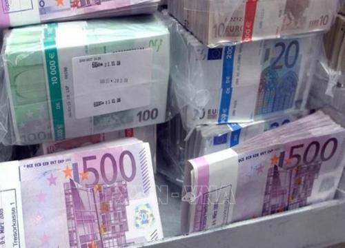 Bắt giữ nhóm nghi can đánh cắp hàng triệu euro tại sân bay