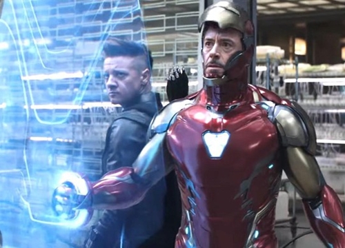 Giới phê bình nhận xét 'Avengers: Endgame': 'Lá thư tình' gửi tặng đại gia đình fan Marvel