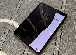 Hoãn bán Galaxy Fold trên toàn cầu: Samsung 'sảy chân' vì quá vội vàng?