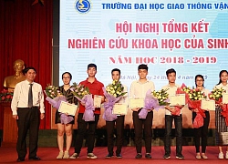 Hơn 40 công trình khoa học sinh viên Đại học GTVT đạt giải Nhất