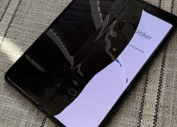 Vận đen của Galaxy Fold thực ra vẫn còn "đỏ" chán