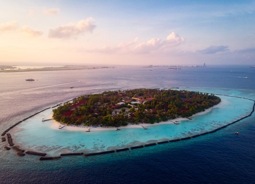 Bộ ảnh "thiên đường hạ giới" Maldives vừa được cô gái Việt Nam check in trông cũng "rất gì và này nọ"