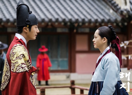 'Haechi': Mãi đến tập cuối, Jung Il Woo - Go Ara mới được trao nụ hôn đầu ngọt ngào lãng mạn