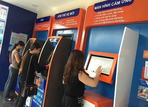 Ngân hàng cảnh báo nguy cơ thẻ ATM bị đánh cắp dữ liệu dịp lễ 30/41/5