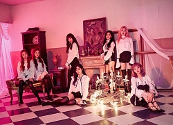 Công ty quản lý kêu gọi gây quỹ, hẹn cho girlgroup comeback vào tháng 3, nhưng hết tháng 4 rồi vẫn chưa thấy tăm hơi đâu