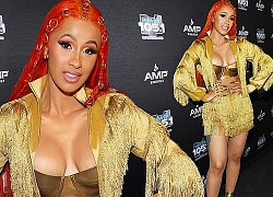 &#8216;Gắt&#8217; như Cardi B: Đã không mặc quần chíp lại còn pose dáng bá đạo lộ vùng kín trên thảm đỏ Billboard 2019