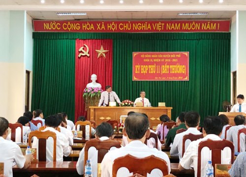 Bị vạch tội tại nghị trường, cán bộ ký biên bản họp 'ma' vẫn trúng PCT huyện