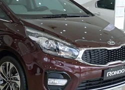 Giá xe ôtô 4/5: Kia Rondo có giá 609-779 triệu đồng