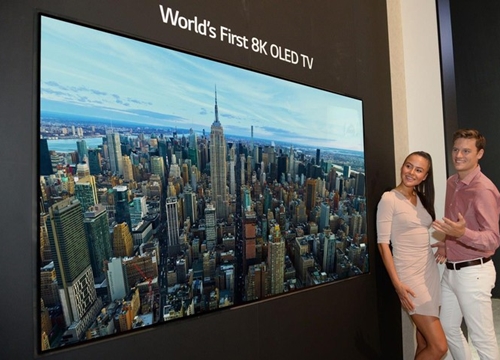 Huawei hé lộ TV 8K có 5G, phả hơi nóng vào Samsung, LG và Sony