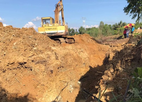 Không tìm thấy cống thải ngầm của AB Mauri, người dân tố cáo phải chịu toàn bộ chi phí khai quật