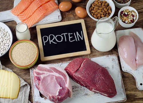 Lượng protein cơ thể cần để tăng trưởng cơ bắp dù giảm cân